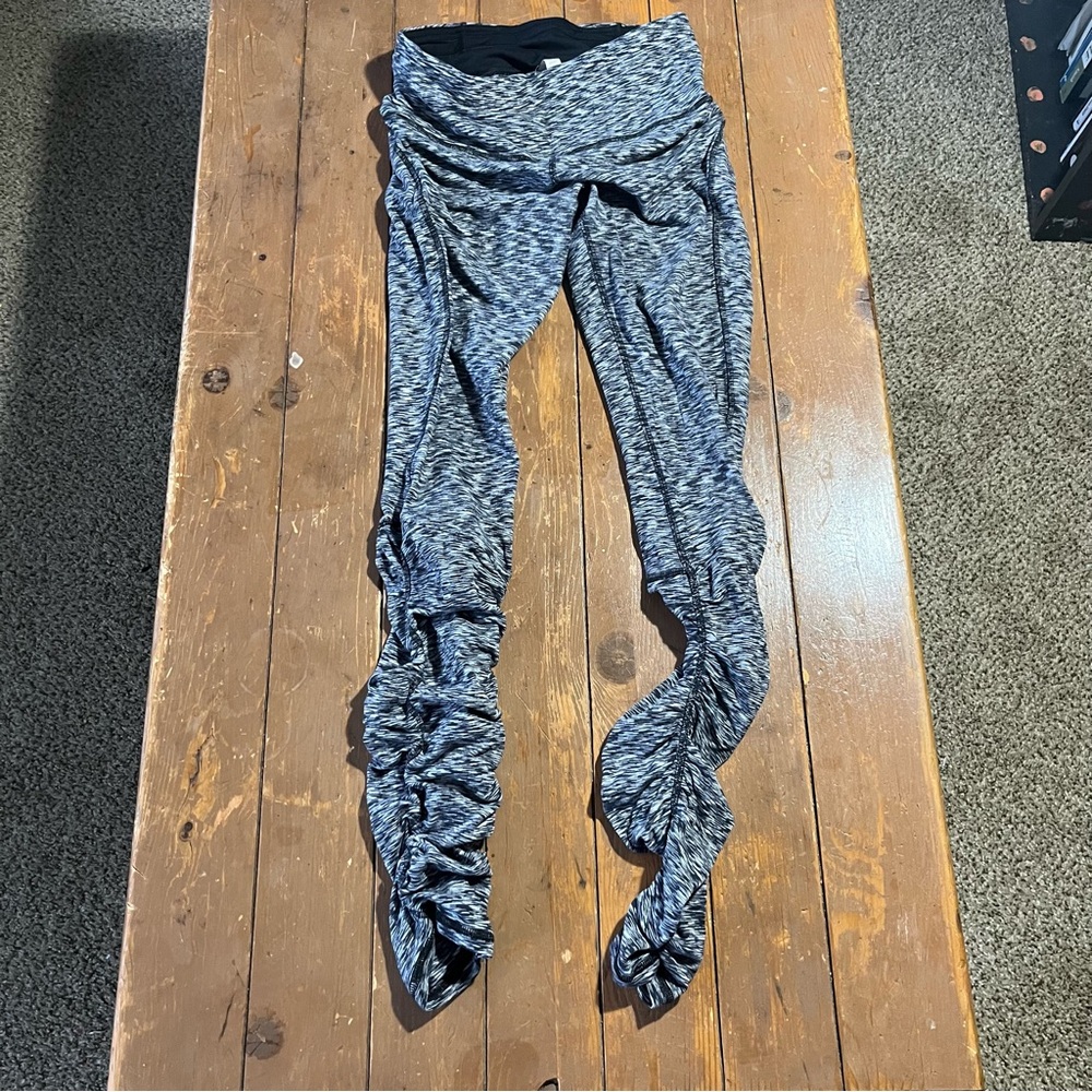 Lululemon Ready to Rulu Tight in a black and white spaced-out space pattern